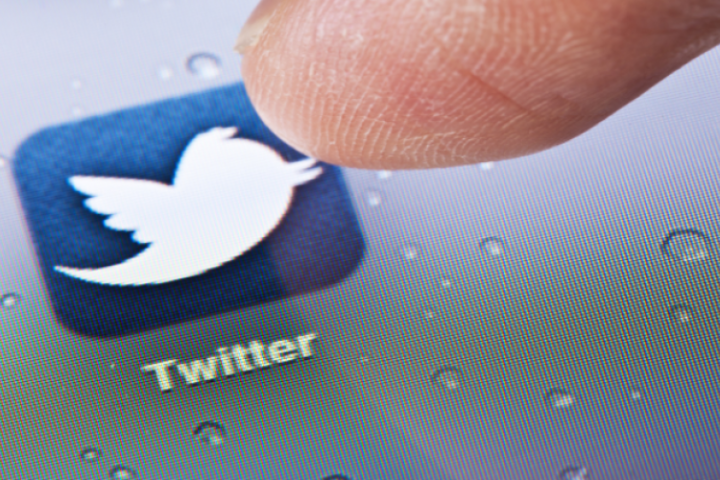 Twitter Simplifies DM Search by Adding Keywords