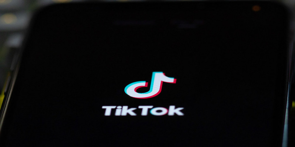 TikTok Tests Sleep Reminders Feature to Help Users Avoid Hours Lost on the Platform Poster