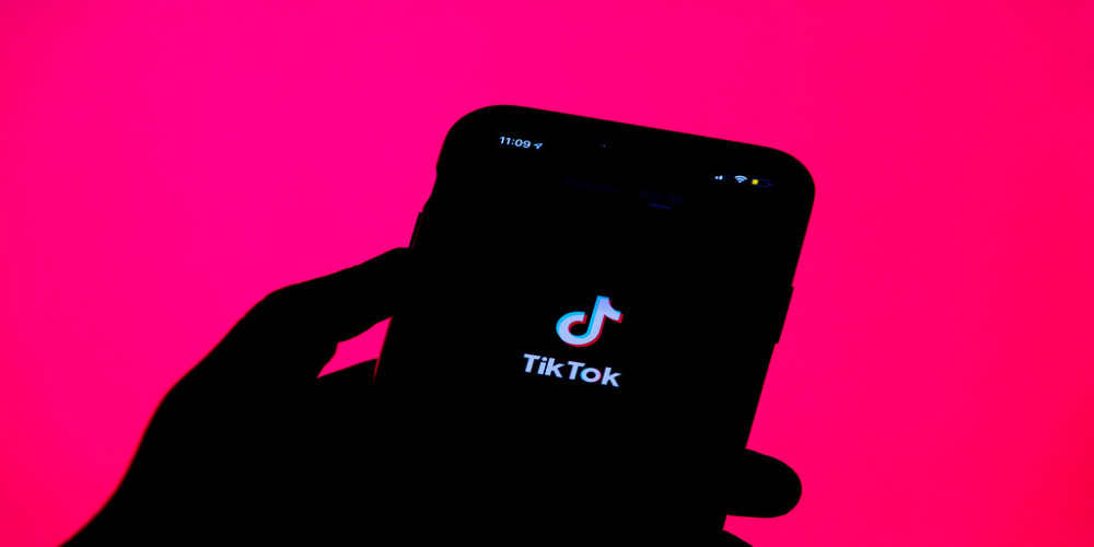 TikTok Introduces Bold Glamour Filter, Raises Questions About AI and Beauty Standards Poster